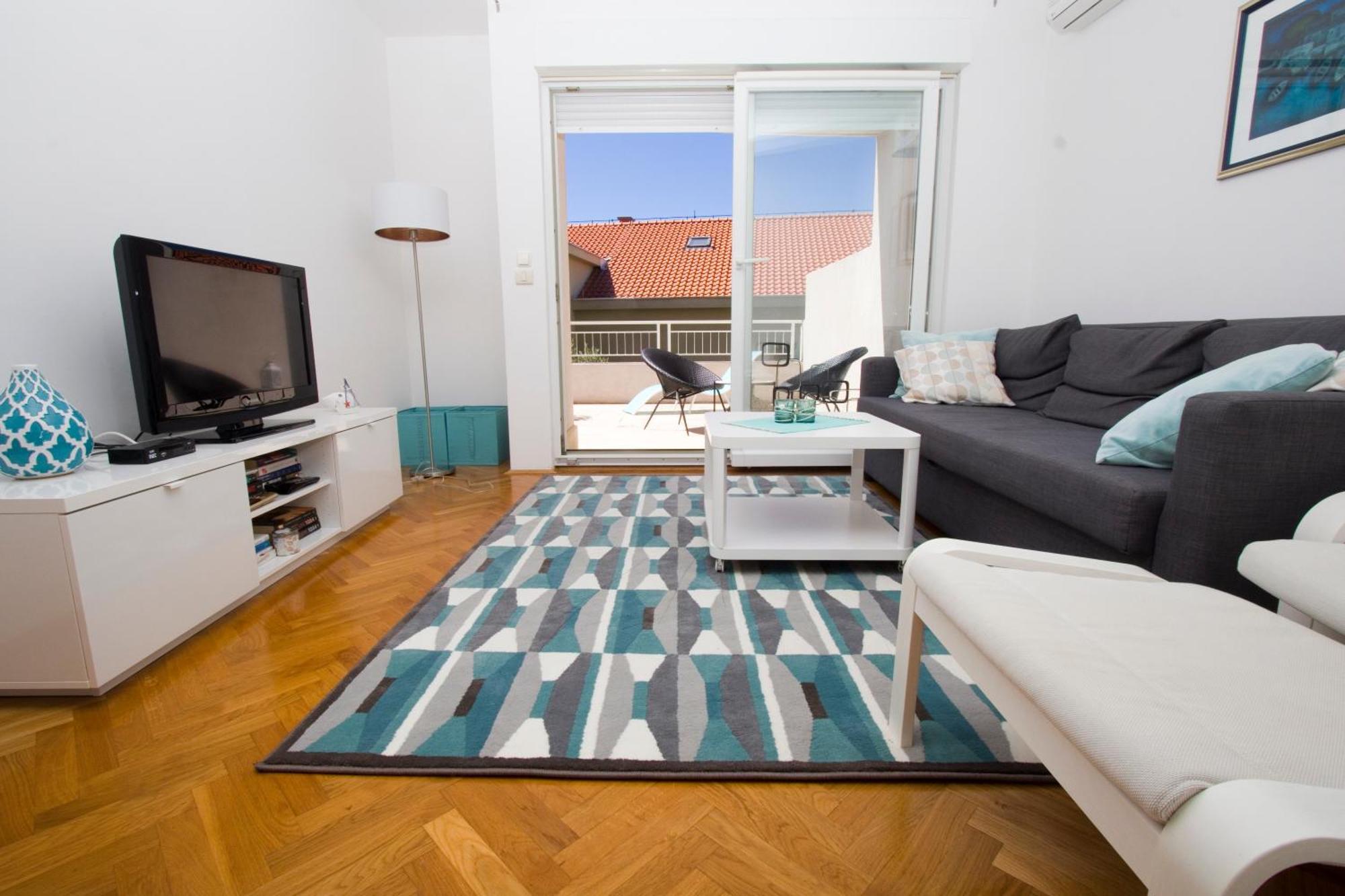 Maida Apartment *